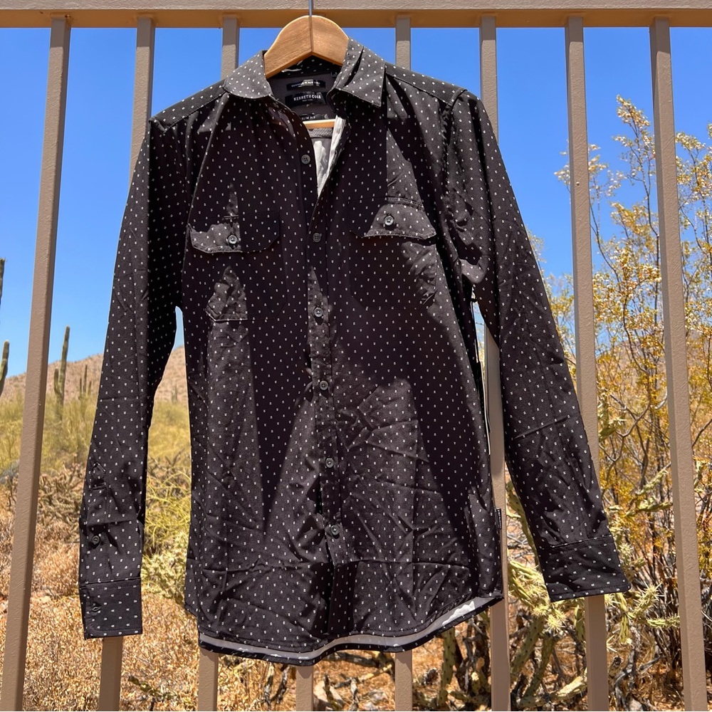 ⬇️💲Kenneth Cole NY NWT Men’s Button Down Shirt Size S Color Black Pattern